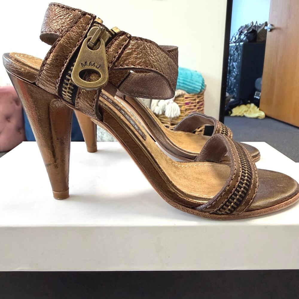 Marc by Marc Jacobs Bronze Leather Ankle Strap Zipper Heels Sandals Y2K Size 36